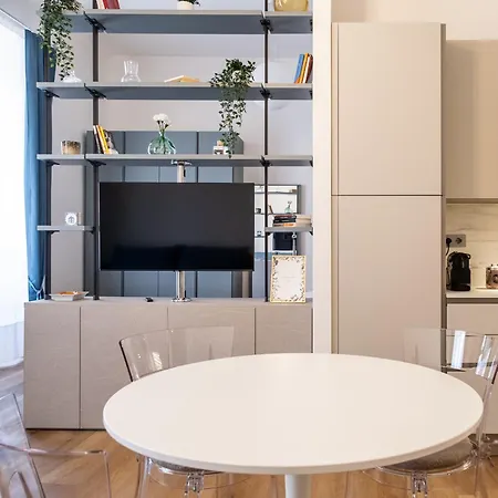 Eve Collection - Center