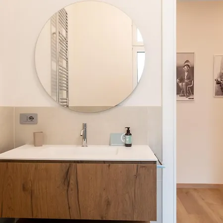 Eve Collection - Center * ترييستي