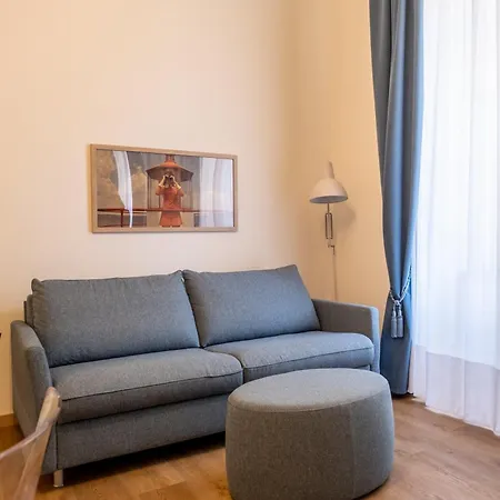 Eve Collection - Center Triest
