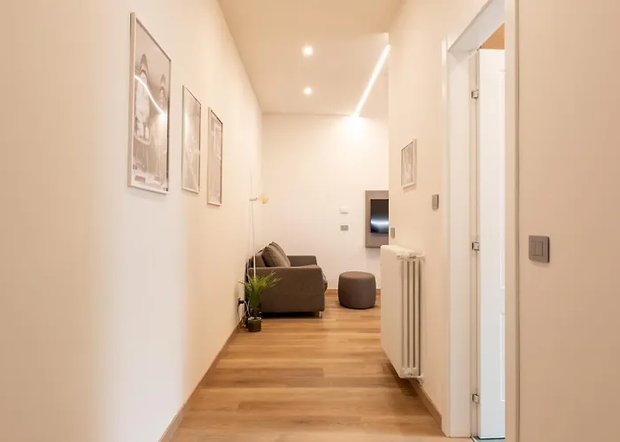 Eve Collection - Center