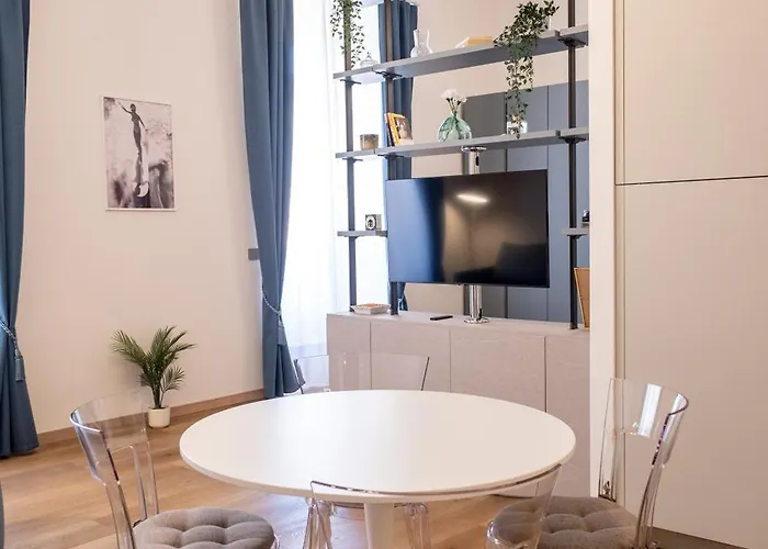 Eve Collection - Center * Trieste