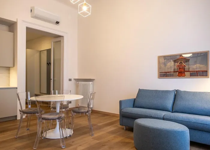 Eve Collection - Center